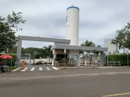 Apartamento Padrao no bairro Residencial Santa Filomena, São José do Rio Preto/SP — foto do anúncio da Imobiliária Tebar