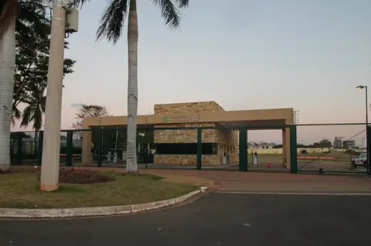 Terreno Condominio no bairro Residencial Quinta do Golfe, São José do Rio Preto/SP — foto do anúncio da Imobiliária Tebar
